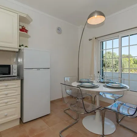 Casa Oceanus - 2bdr W Pool & Relaxing Balcony - 5 Mins Downtown דירה