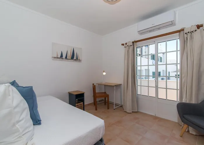 Casa Oceanus - 2bdr W Pool & Relaxing Balcony - 5 Mins Downtown