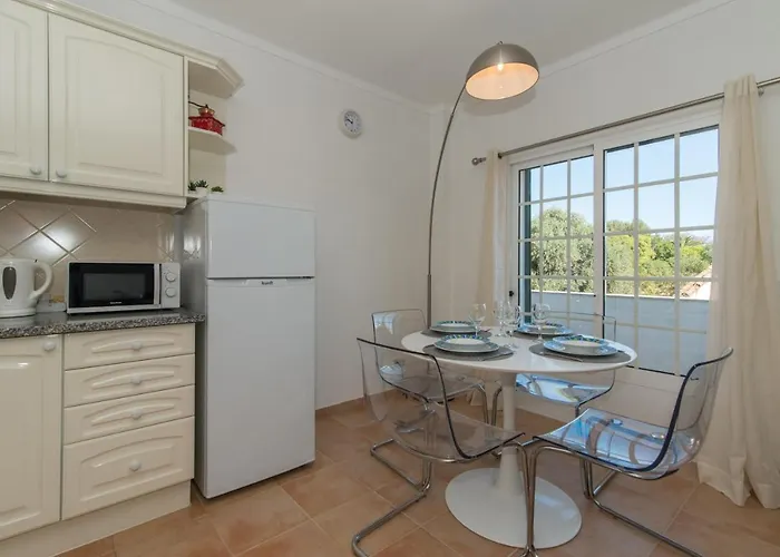 Casa Oceanus - 2bdr W Pool & Relaxing Balcony - 5 Mins Downtown Appartement