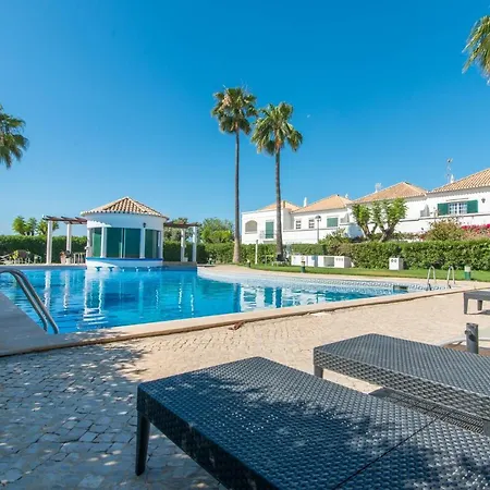 Apartment Casa Oceanus - 2bdr W Pool & Relaxing Balcony - 5 Mins Downtown