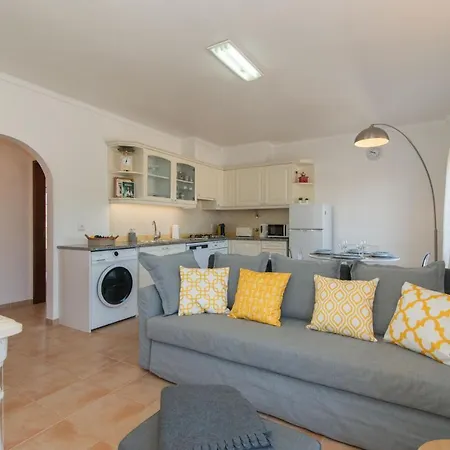 Casa Oceanus - 2bdr W Pool & Relaxing Balcony - 5 Mins Downtown